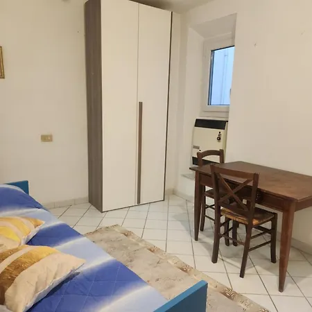 Apartament Pepi 77 *