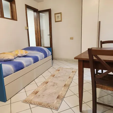 Appartement Pepi 77 *