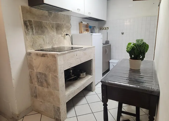 Appartement Pepi 77 *